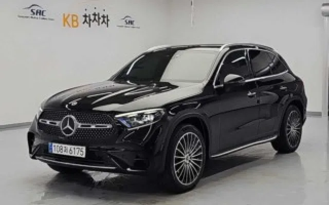 수원자동차중고차 GLC클래스 X254 GLC300 4MATIC 매물 사진 9 - 2023/10 92,567km