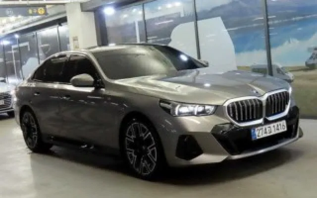 수원자동차중고차 5시리즈 (G60) 530e xDrive 매물 사진 7 - 2025/04 8,546km